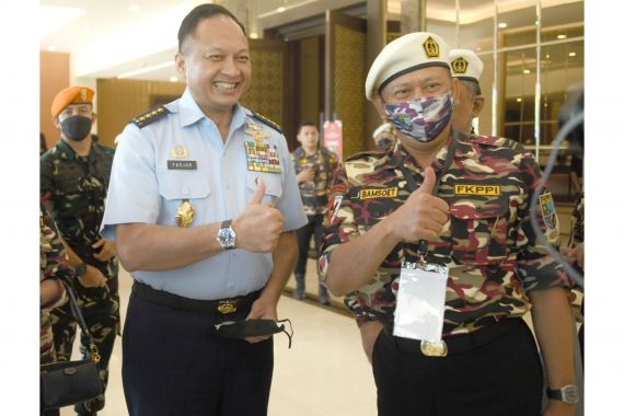 Pelantikan Pengurus Pusat, Bamsoet Tegaskan FKPPI Jaga NKRI Tegak Berdiri - JPNN.COM