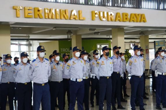 Pemkot Surabaya Serahkan Pengelolaan Terminal Tipe A Purabaya Kepada Kemenhub - JPNN.COM