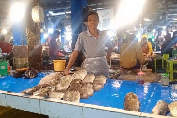 Menabung Belasan Tahun, Uang Rp 3,5 M Pedagang Ikan Raib di BNI, Tolong Pak Erick Tohir - JPNN.COM