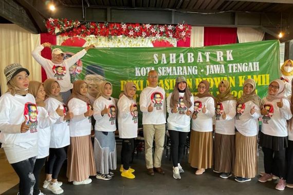 Luar Biasa, Ridwan Kamil Dapat Dukungan 3 Sukarelawan dari Jateng jadi Capres 2024 - JPNN.COM