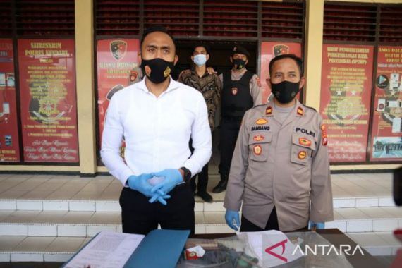Pria Mengaku Bakal Calon Gubernur Sultra Ditangkap Polisi - JPNN.COM