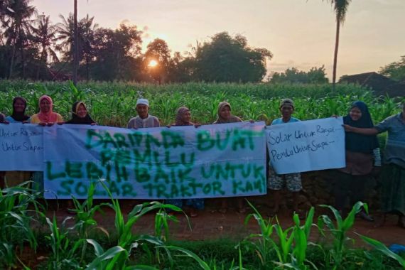 Petani Jagung Sumenep Menentang Sikap APDESI Soal Jokowi 3 Periode - JPNN.COM