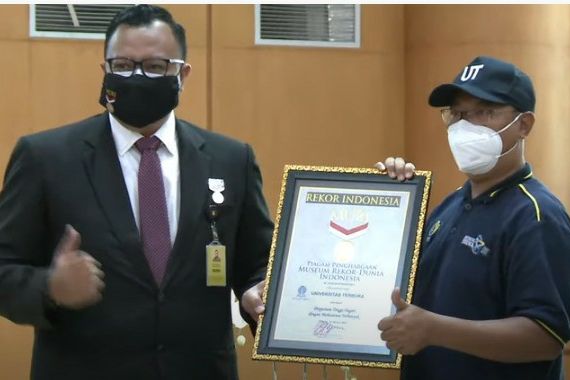 Rektor UT Bangga Jumlah Mahasiswa Bertambah Pesat, Dapat Rekor MURI Juga - JPNN.COM