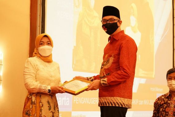Lihatlah, Prof Nunuk Sudah Sehat Kembali, Hamdalah - JPNN.COM