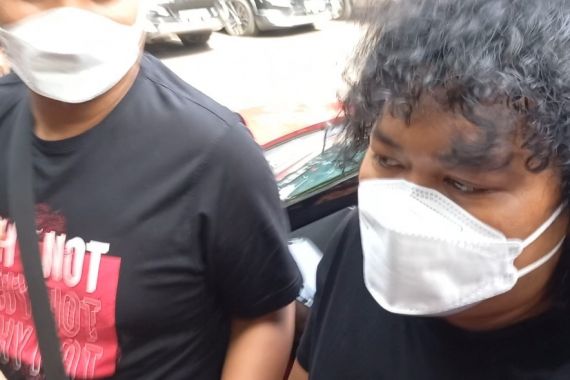 Marshel Widianto Hadiri Pemeriksaan Soal Kasus Dea OnlyFans, Begini Penampakannya - JPNN.COM