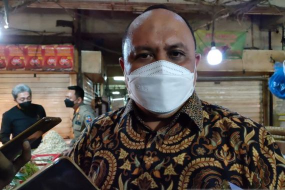 Jokowi Bagikan BLT Rp 300 Ribu, Bukti Tidak Berdaya Mengatasi Masalah Minyak Goreng - JPNN.COM