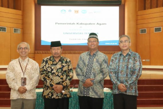 Bupati Agam: Semua ASN Harus jadi Sarjana, UT Jawabannya - JPNN.COM