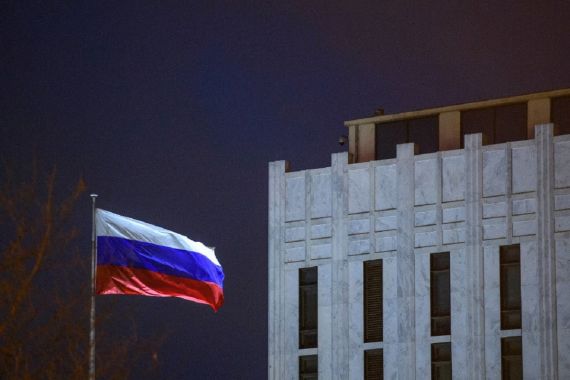 Beda dengan Negara Lain, Prancis Usir Agen Rusia yang Menyamar Jadi Diplomat - JPNN.COM
