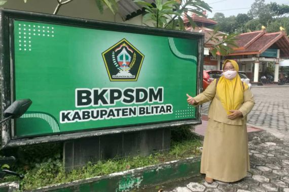 SK PPPK Belum Terbit, Tunjangan Profesi Guru Beserdik Tertahan, Aduh Kasihan - JPNN.COM