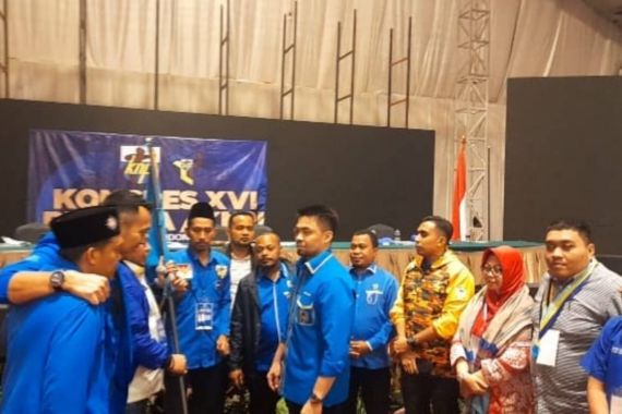 KNPI Maluku Dukung Penuh Hasil Kongres di Hotel Sultan - JPNN.COM
