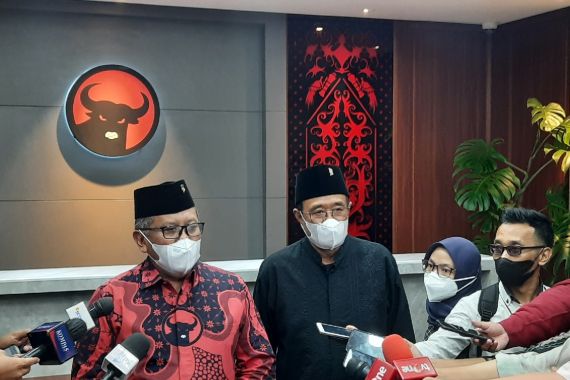 Undang Cak Nun, Hasto: PDIP Ingin Merawat Keteladanan Selama Ramadan - JPNN.COM