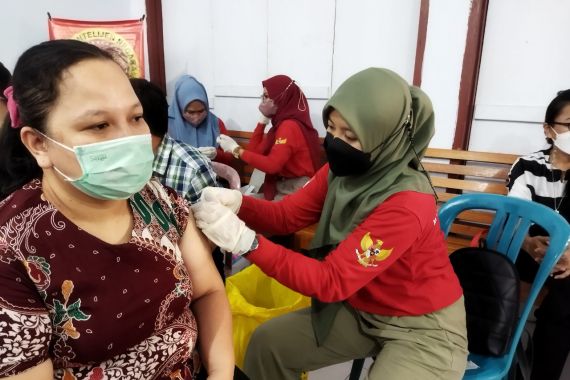 Binda Gorontalo Gencarkan Vaksinasi Untuk Kawal Transisi Pandemi ke Endemi - JPNN.COM