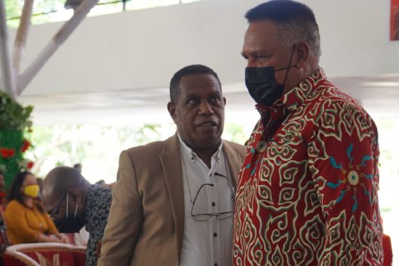 Gegara Ini, Dominggus Tak Bisa Hadiri Pelantikan Pj Gubernur Papua Barat Paulus Waterpauw - JPNN.COM