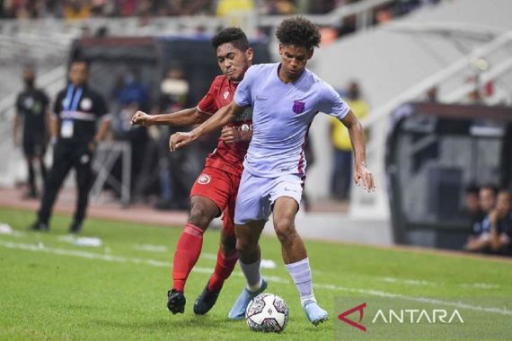 Tahan Imbang Barcelona U-18, Pelatih Indonesia All Star U-20 Merasa Bangga - JPNN.COM