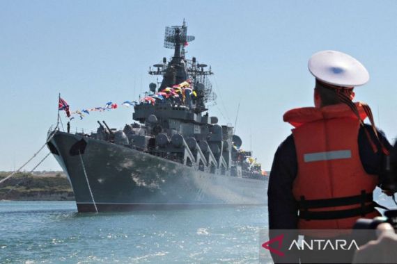 Kapal Perang Rusia Tenggelam, Moskow Berduka - JPNN.COM