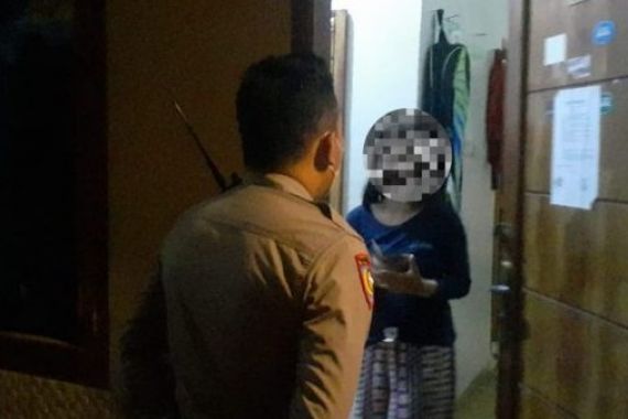 2 Pasangan Bukan Suami Istri Terciduk di Kos-kosan, Sedang Berbuat Ini, Astaga - JPNN.COM