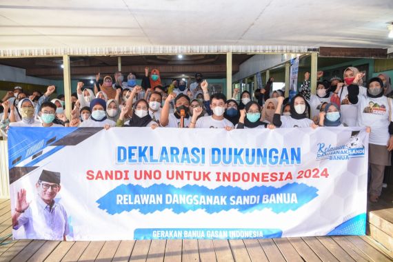 Dangsanak Sandi Yakin Sandiaga Bisa Selesaikan Masalah Pendidikan di Indonesia - JPNN.COM