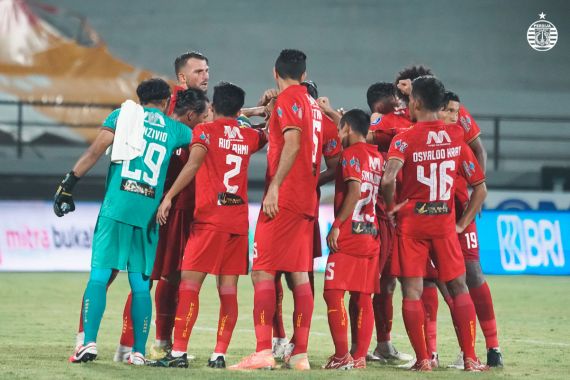 Hanya Bawa 3 Pemain Asing, Persija Siap Curi Poin di Pembukaan Liga 1 2022 - JPNN.COM