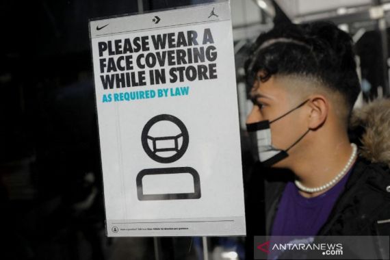 Kebijakan Terbaru, Malaysia Cabut Aturan Wajib Masker di Pesawat - JPNN.COM