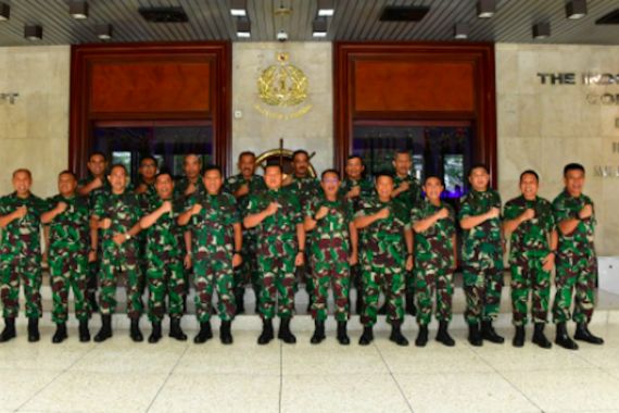 15 Purnawirawan Pati TNI AL Pamit Undur Diri Kepada KSAL Laksamana Yudo, Nih Daftar Namanya - JPNN.COM