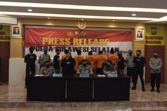 Istri Petugas Dishub Makassar Takjub Melihat Kondisi Jenazah Suaminya - JPNN.COM