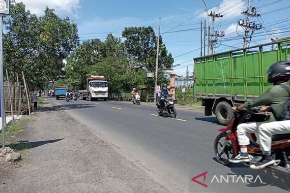Cegah Kemacetan, Ganjar Pranowo Sarankan Pemudik Lewat Jalur Ini - JPNN.COM