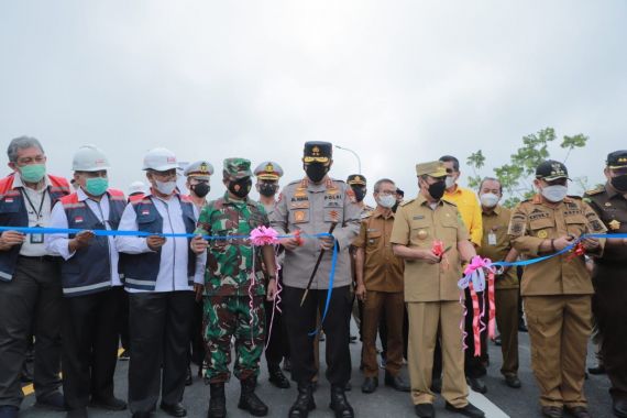 Buka Tol Pekanbaru-Bangkinang, Irjen Iqbal: Berikan Pelayanan Maksimal kepada Pemudik - JPNN.COM