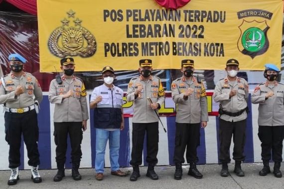 Pemudik Dilarang Lakukan Ini Saat Melintas di Bekasi, Kombes Hengki Mewanti-wanti - JPNN.COM