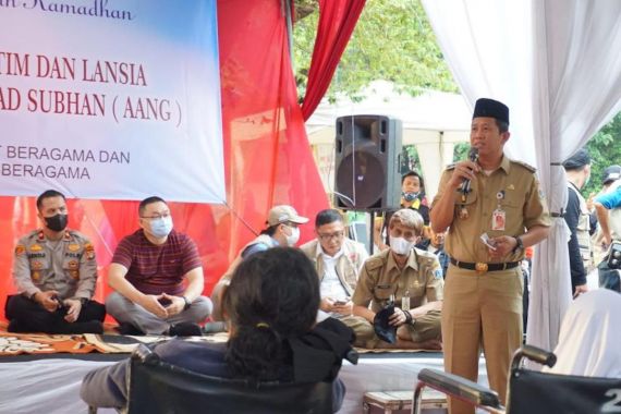 Paguyuban Wihara Pejagalan Santuni Anak Yatim dan Lansia - JPNN.COM