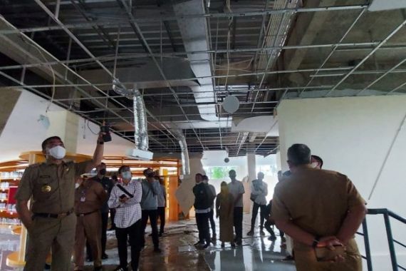 Seusai Disemprot Wali Kota Samarinda, Kontraktor Langsung Perbaiki Kerusakan Gedung - JPNN.COM