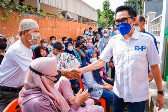 Bukan Cuma Obral Janji, PAN Konsisten Membantu Rakyat - JPNN.COM