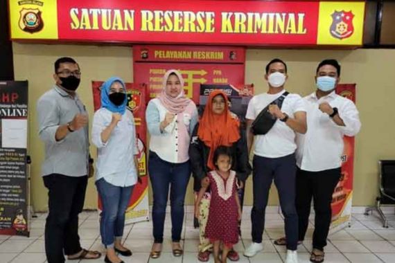 Mbak RM tak Mendapat Cinta dari Teman Kumpul Kebonya - JPNN.COM