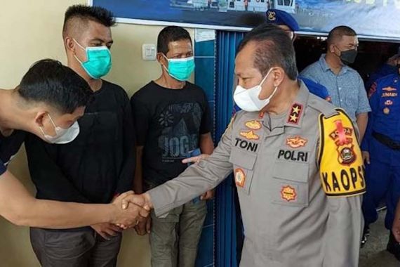 Bripka Nandi Ungkap Detik-Detik 3 Anggota Polairud Disandera 7 ABK ‘Kapal Hantu’ - JPNN.COM