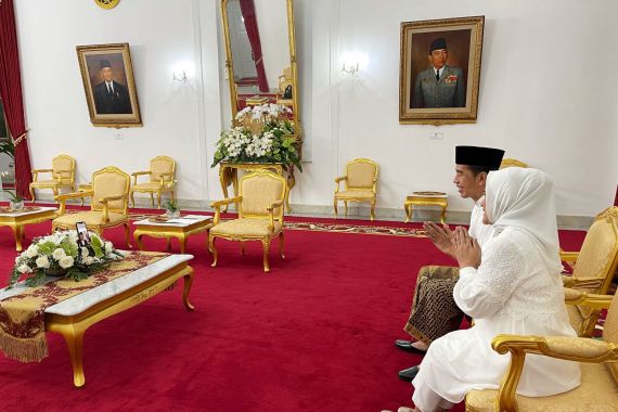 Jokowi dan Ma'ruf Amin Bermaaf-maafan, Bahas Keluarga yang Belum Kumpul - JPNN.COM