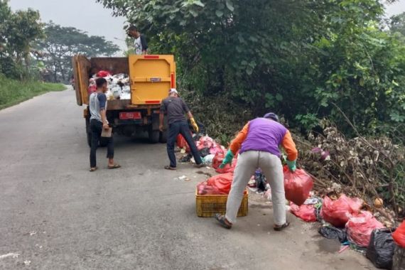 Warga Tangerang Perlu Berterima Kasih Kepada 1.401 Orang ini - JPNN.COM