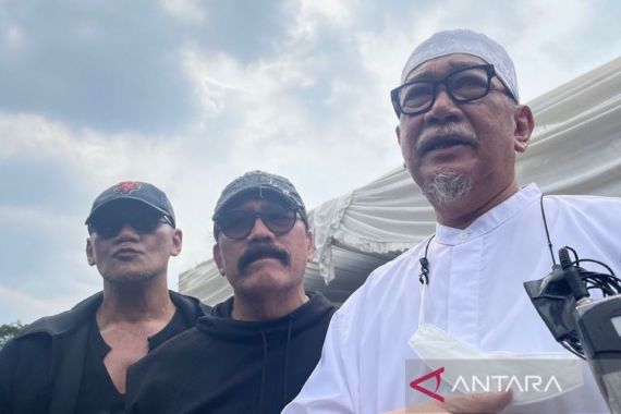 Deddy Mizwar: Mbak Mieke Wijaya Orang yang Sangat Hangat - JPNN.COM