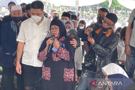 Ida Leman Pengin Menjumpai Mieke Wijaya Sejak 2 Bulan Lalu - JPNN.COM