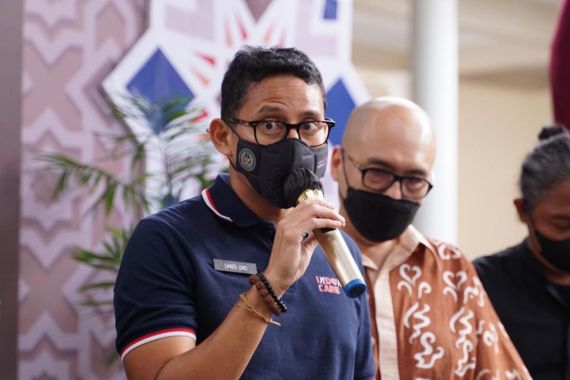 Sandiaga Uno Wujudkan Harapan Para Perajin Batik Ecoprint di Klaten - JPNN.COM