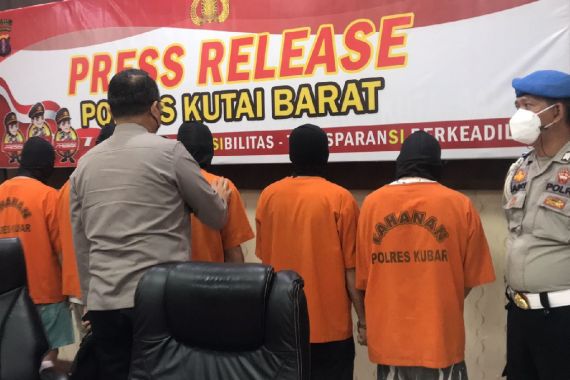 Tahanan Meninggal Tak Wajar, 4 Polisi Ikut Terseret, Diperiksa Propam - JPNN.COM