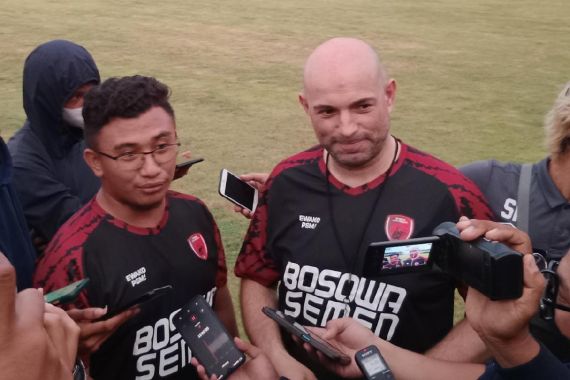 Pimpin Latihan Perdana, Bernardo Tavares Janjikan Hal Ini untuk PSM - JPNN.COM