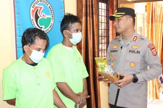Anak Buah AKBP Mahmun Bergerak, Dua Pemuda Ini Ditangkap di Aceh Timur - JPNN.COM