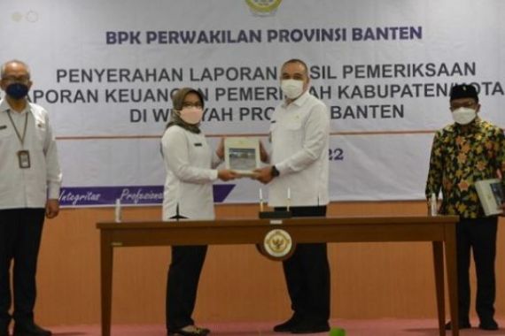 Keren, Pemkab Tangerang Raih Opini WTP 14 Kali Berturut-turut - JPNN.COM
