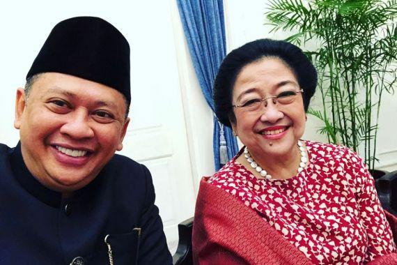 Bamsoet Apresiasi Megawati Terima Gelar Profesor Kehormatan dari SIA - JPNN.COM