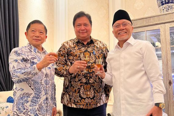 Koalisi Indonesia Bersatu Besutan Airlangga Ingin Akhiri Politik Identitas - JPNN.COM