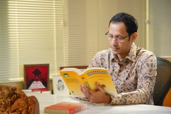 Nadiem Makarim: Saya Tidak Paksa Sekolah Menerapkan Kurikulum Merdeka, tetapi... - JPNN.COM