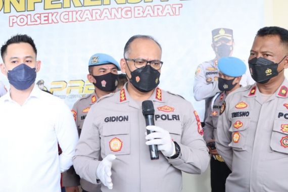 Kombes Gidion Minta Bokir & Bodong Segera Serahkan Diri - JPNN.COM