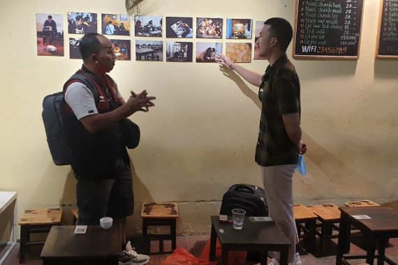 Menyusuri Jalanan Old Quarter Hanoi, Mahasiswa jadi Pemandu Wisata Gratis - JPNN.COM