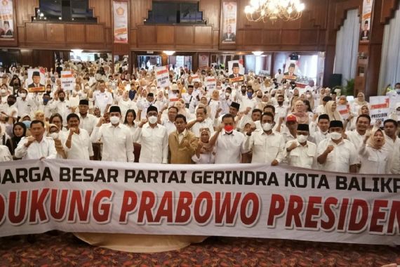 Lihat, Ribuan Kader Gerindra Teriakkan Prabowo Presiden 2024 - JPNN.COM