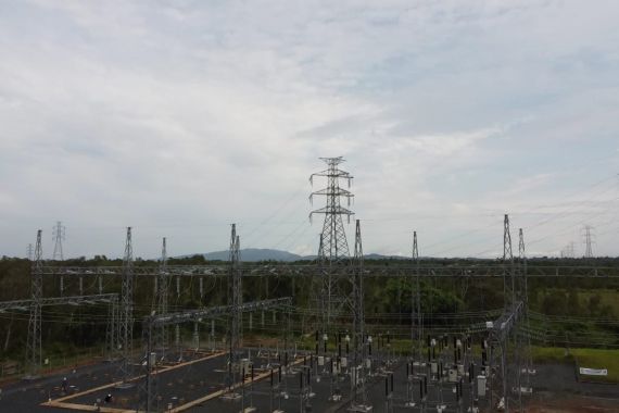 PLN Perkuat Jaringan Listrik di Kalimantan Dengan Sistem Looping - JPNN.COM