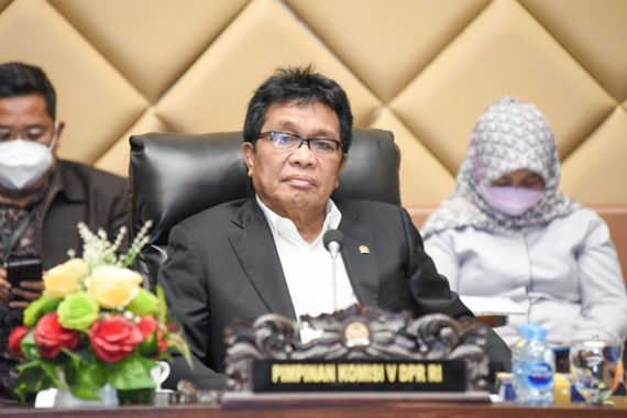 Komisi V DPR Minta Masukan Pakar dan Akademisi Soal Revisi UU LLAJ - JPNN.COM